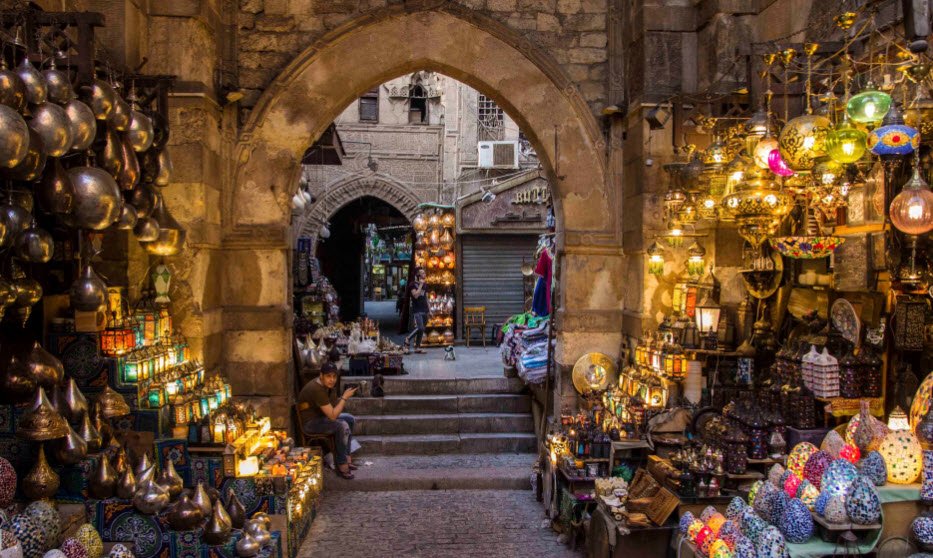 Khan El Khalili Bazaar, Islamic Cairo, Cairo, Egypt